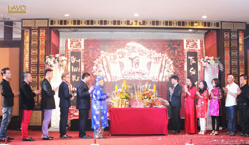 GIỖ TỔ NGÀNH TÓC - LAVO