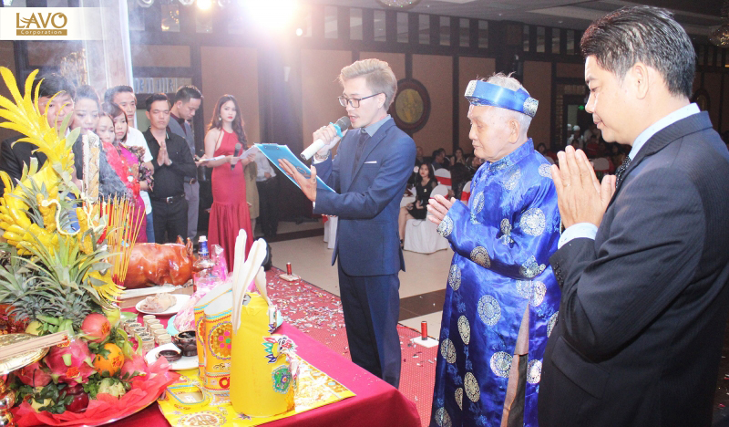 GIỖ TỔ NGÀNH TÓC - LAVO