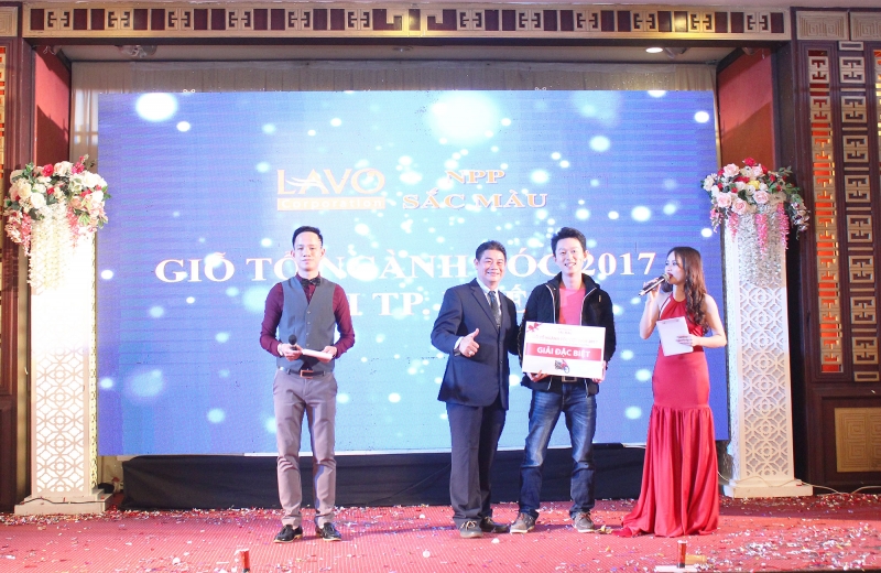 GIỖ TỔ NGÀNH TÓC - LAVO