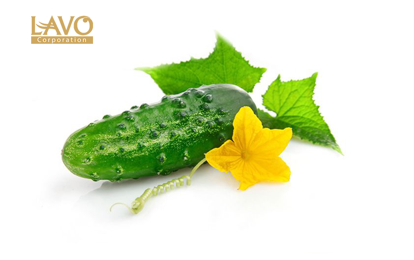 Dưa chuột, trứng và dầu oliu