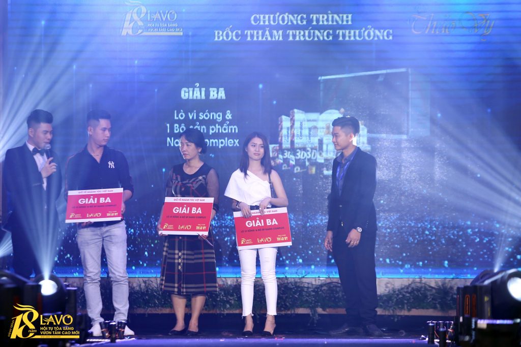 Lavo - Gio To Nganh Toc