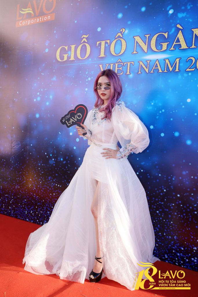 Lavo - Gio To Nganh Toc