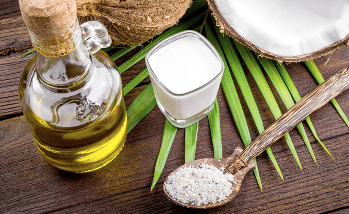 THOA DẦU LÊN TÓC