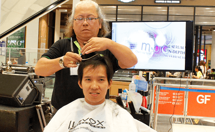 Không Khí Sôi Động, Hào Hứng Làm Đẹp Tại Gian Hàng M.pros