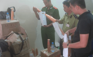 Phát Hiện Lượng Lớn “dầu Gội Đầu Italia” Gốc…trung Quốc