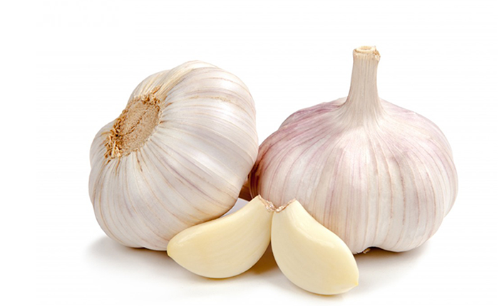 8 Cách ‘thổi’ Bay Gàu Hiệu Quả Tại Nhà