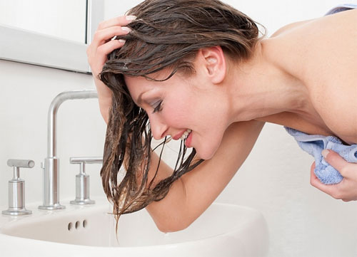 Sai Lầm Nghiêm Trọng Khi Chăm Sóc Tóc Dài