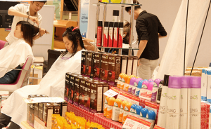 Cắt Tóc Miễn Phí Đón Mừng Năm Mới Cùng Mpros Tại Aeon Bình Dương