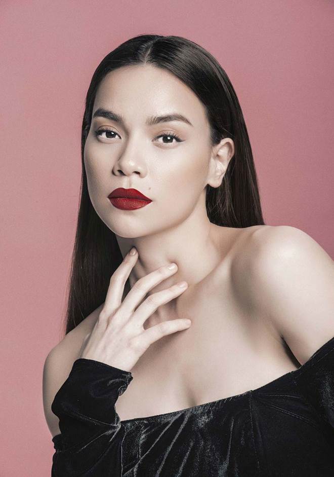 5 Cặp sao Việt cùng tên đọ sắc với mẫu tóc 2 mái nữ. Ai là người đẹp nhất?