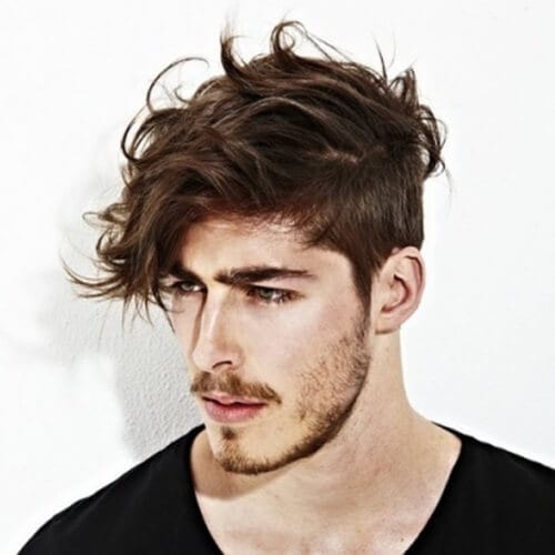 Undercut kết hợp uốn xoăn trông cực kỳ lôi cuốn