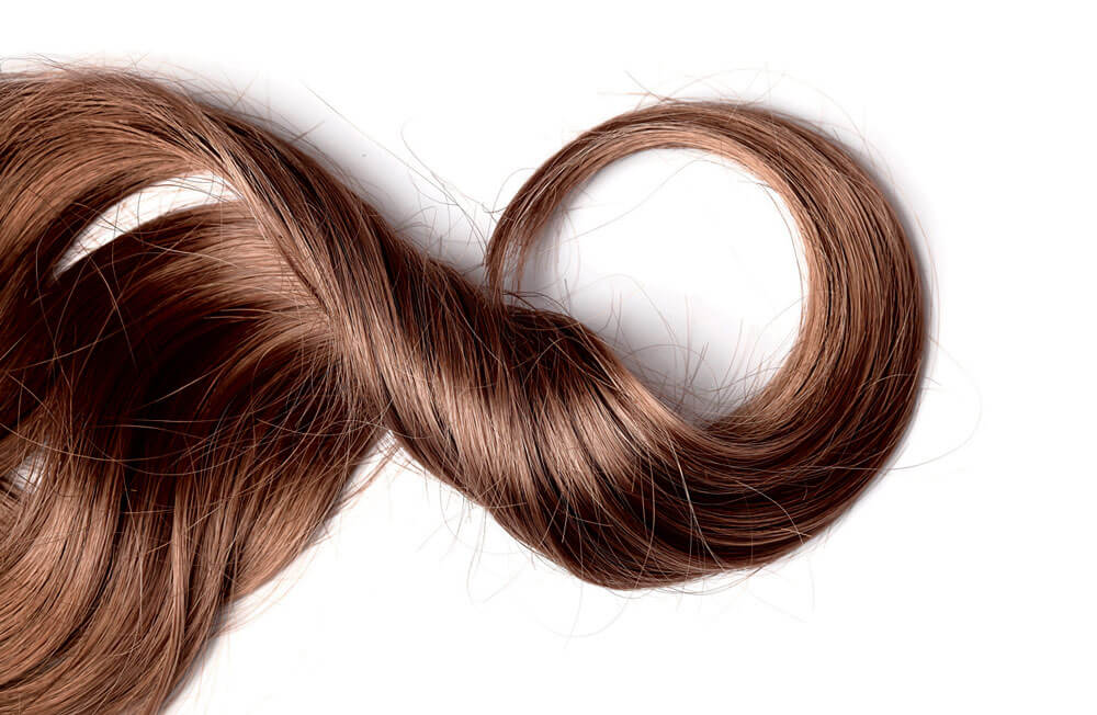 3+ Mẹo giữ nếp tóc uốn xoăn đuôi đơn giản tại nhà