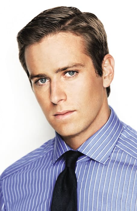 Kiểu tóc thẳng chưa bao giờ lỗi thời