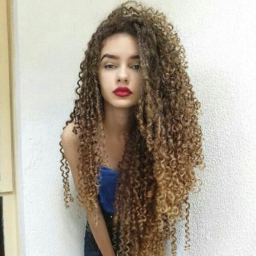 Cá tính và thu hút với kiểu tóc uốn Ringlet