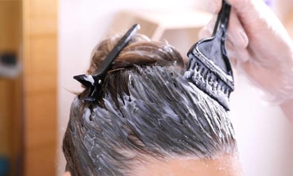 Nhuộm tóc tại nhà đơn giản với 9 bước