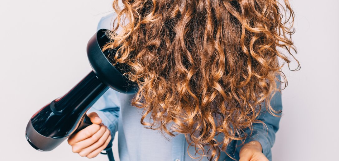 Giải đáp 1001 câu hỏi xoay quanh “Có nên uốn tóc không?”