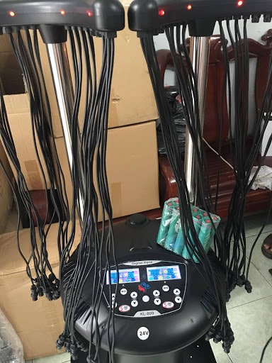 Thiết kế có chân dễ dàng di chuyển trên mặt đất