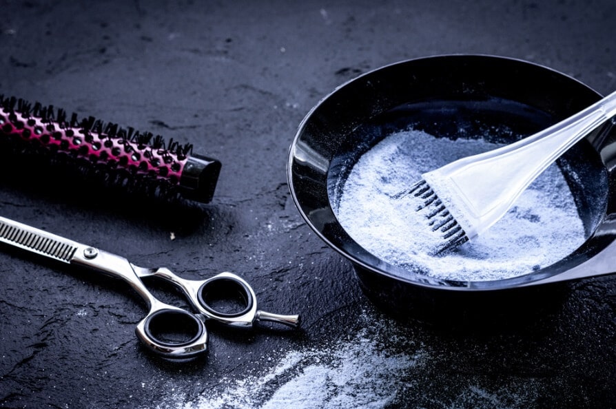 Cách pha thuốc duỗi tóc tại nhà tỉ lệ chuẩn lên màu đẹp