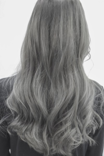 Xám khói trầm chưa bao giờ hết "hot"