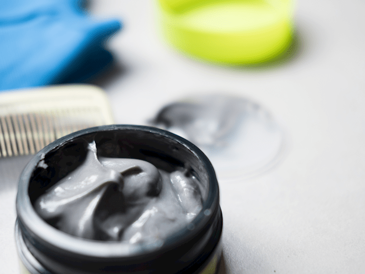 Wax vuốt tóc có dạng sáp phù hợp để tạo mọi kiểu tóc