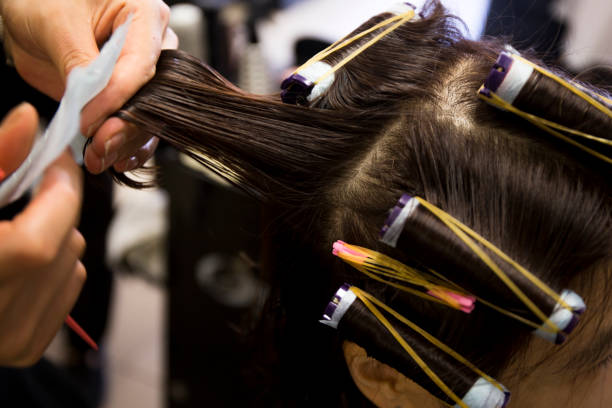 Thuốc uốn lạnh được sử dụng trong kỹ thuật uốn ở nhiệt độ phòng