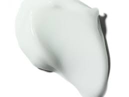 Mặt nạ ủ tóc có kết cấu giống kem xả tóc