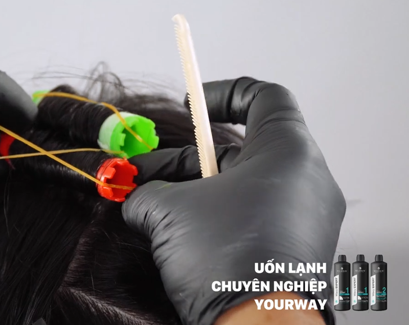 Kỹ Thuật Uốn Lọn Xoăn Bồng Bềnh Với Uốn Lạnh Yourway